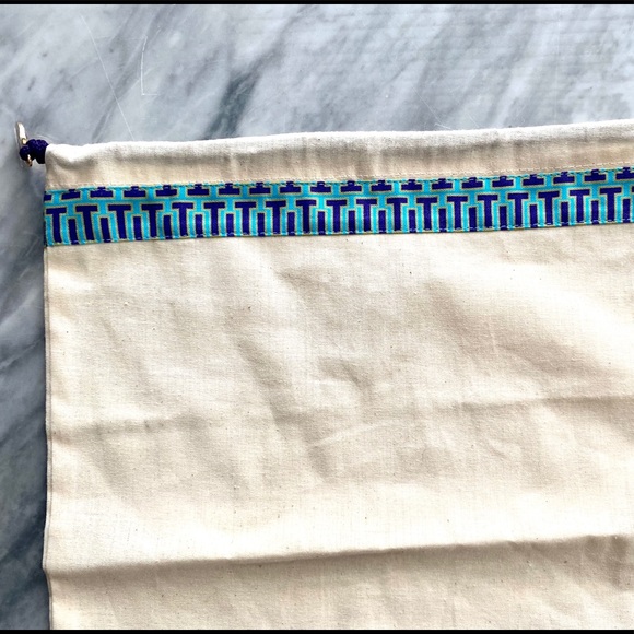 Tory Burch Standard Shoe Duster Bag (1)  💜 - Picture 4 of 8